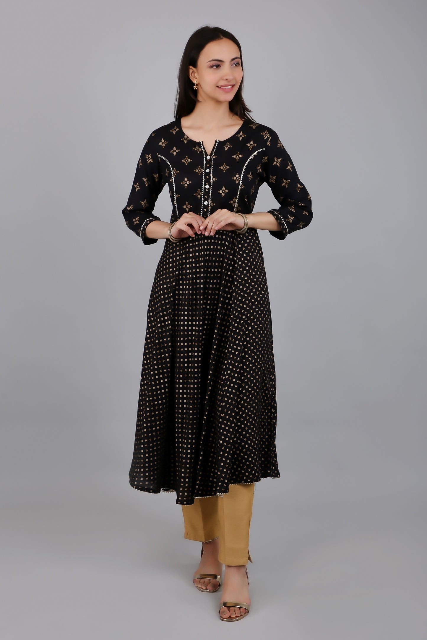 VAPPS Rayon Anarkali Style Printed Kurta pro ženy a dívky – černá