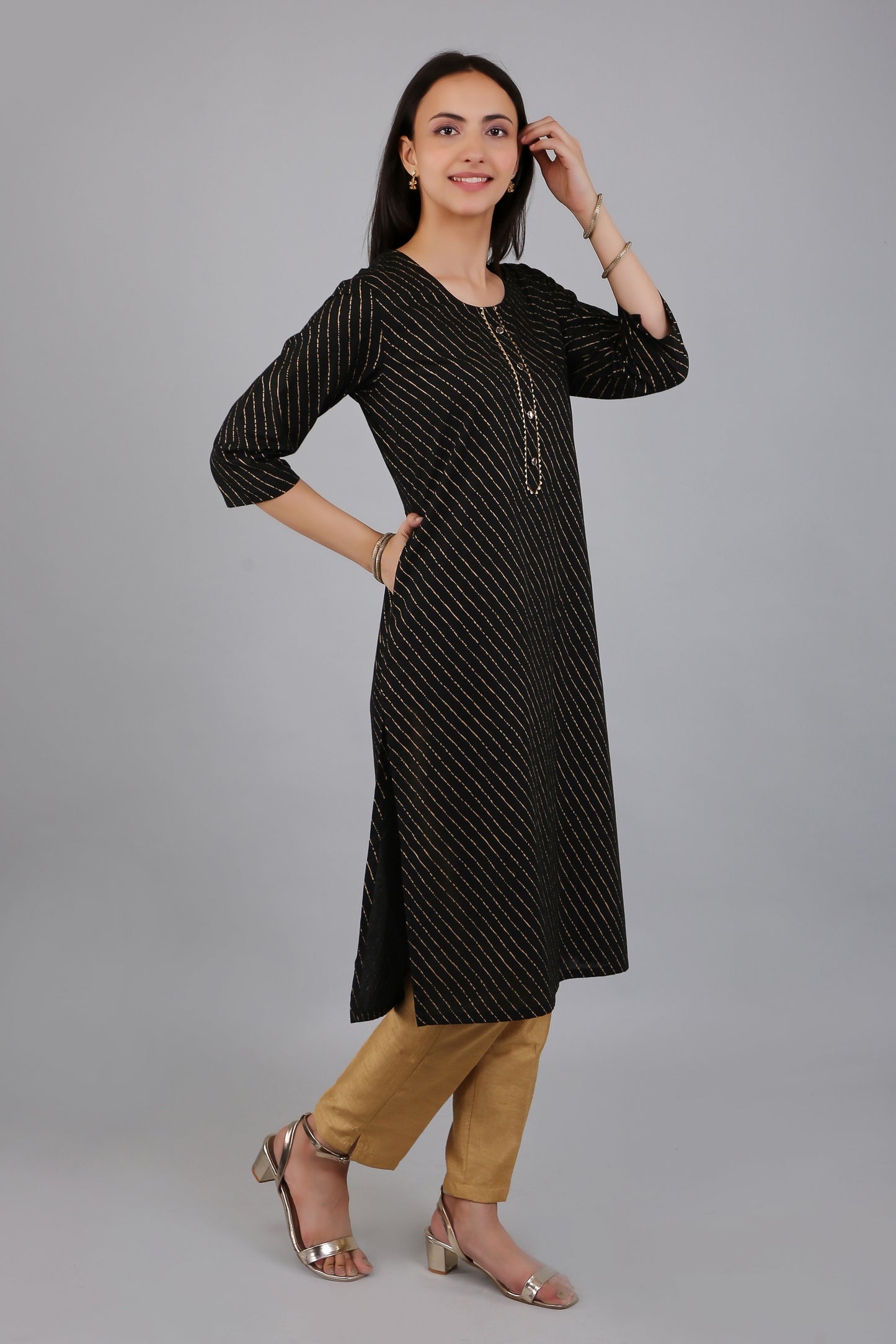 VAPPS Cotton Printed Kurta for Women and Girls - Black