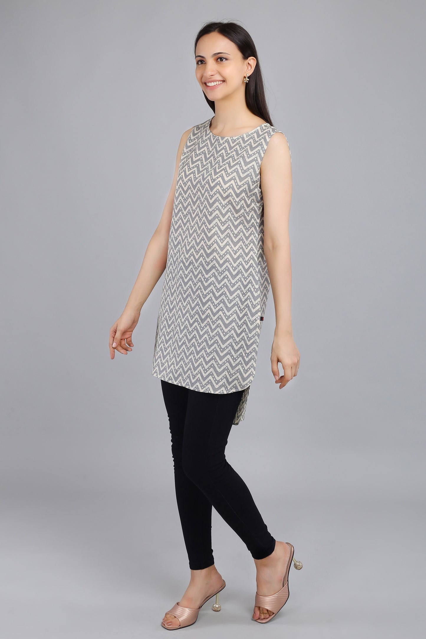 VAPPS Cotton Zig Zag Print Sleeveless Tunic -  Grey