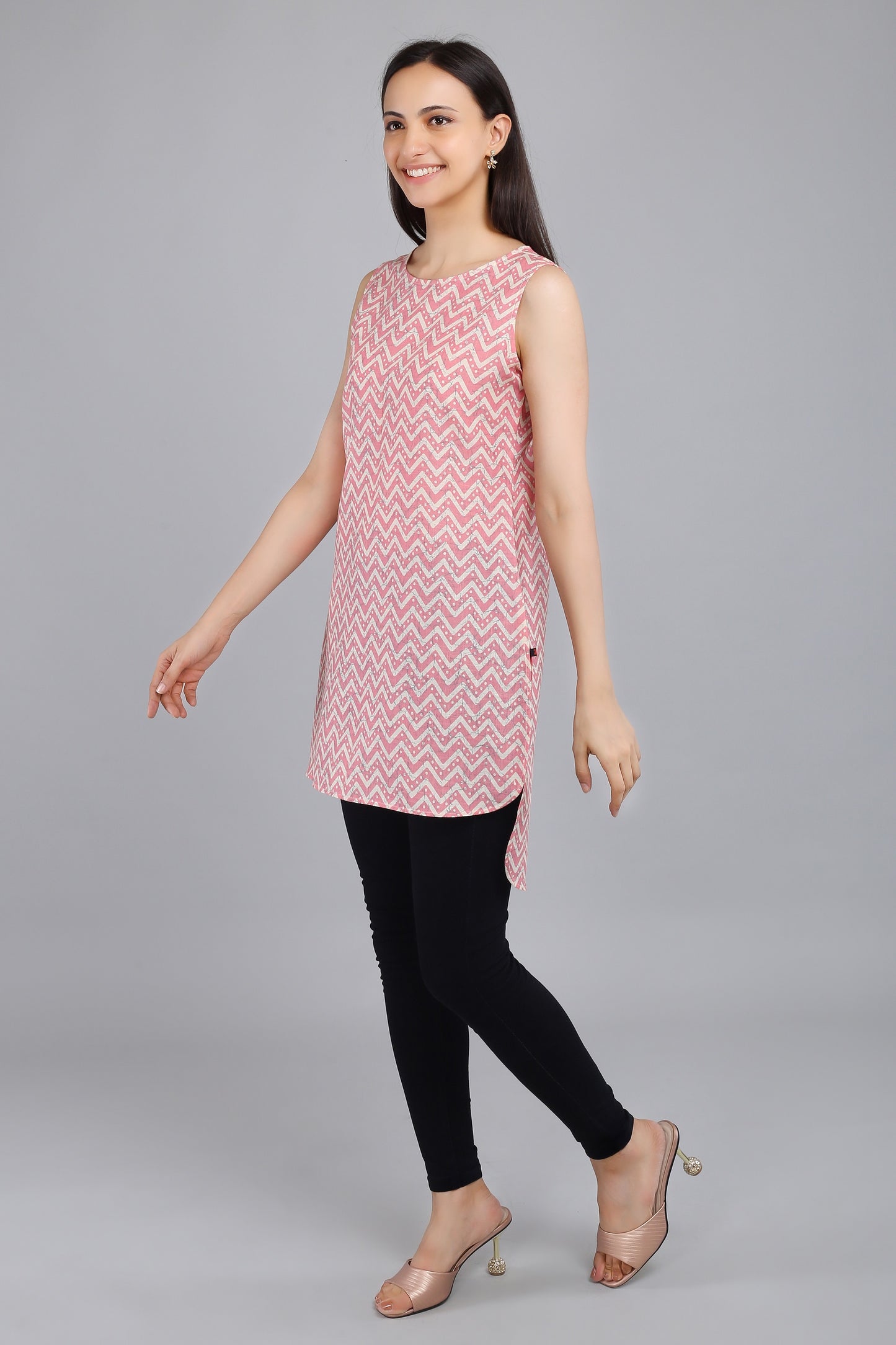 VAPPS Cotton Zig Zag Print Sleeveless Tunic -  Red