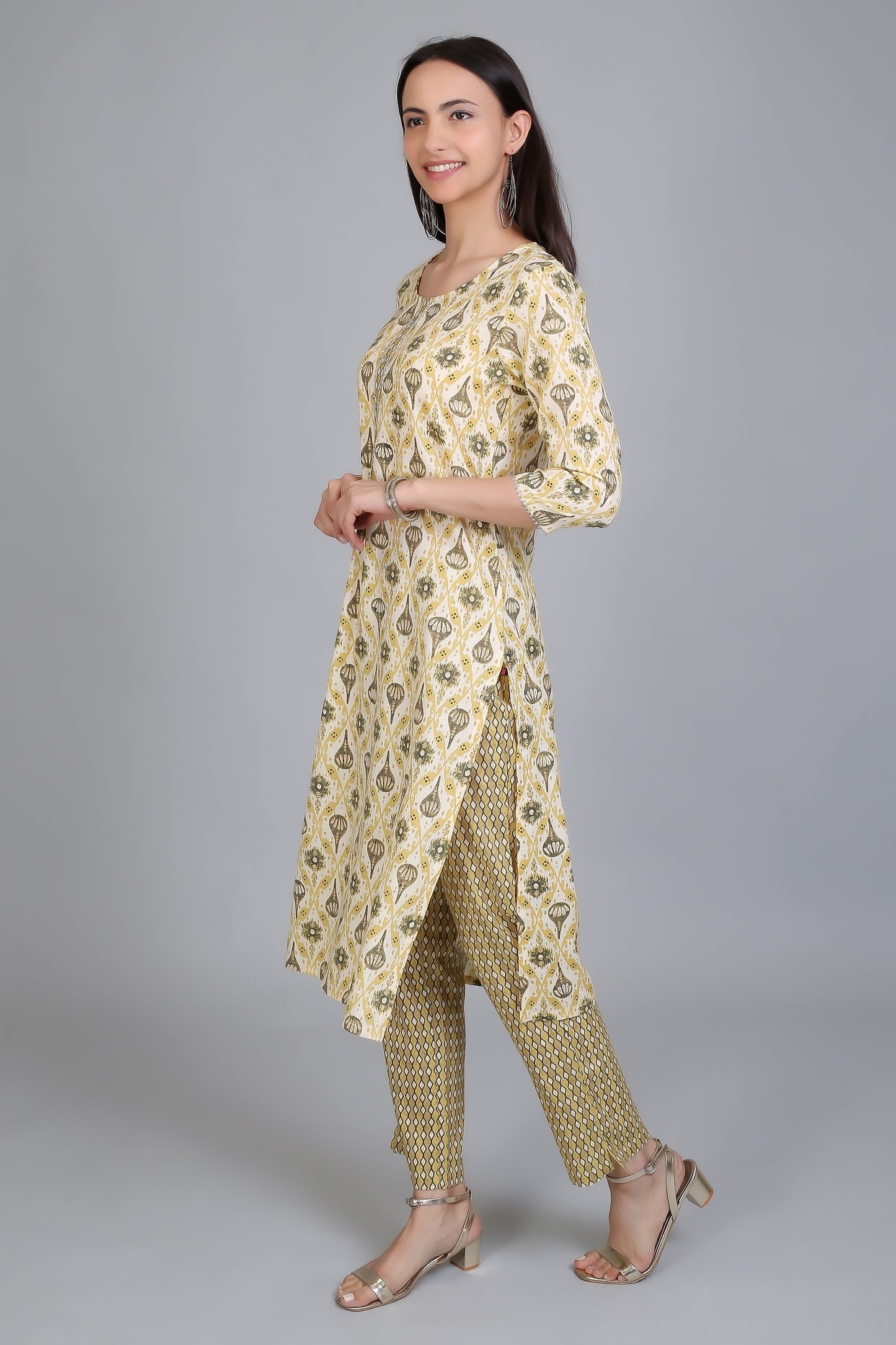 VAPPS Printed Cotton Kurta and Pant Set for Women and Girls - Mehandi