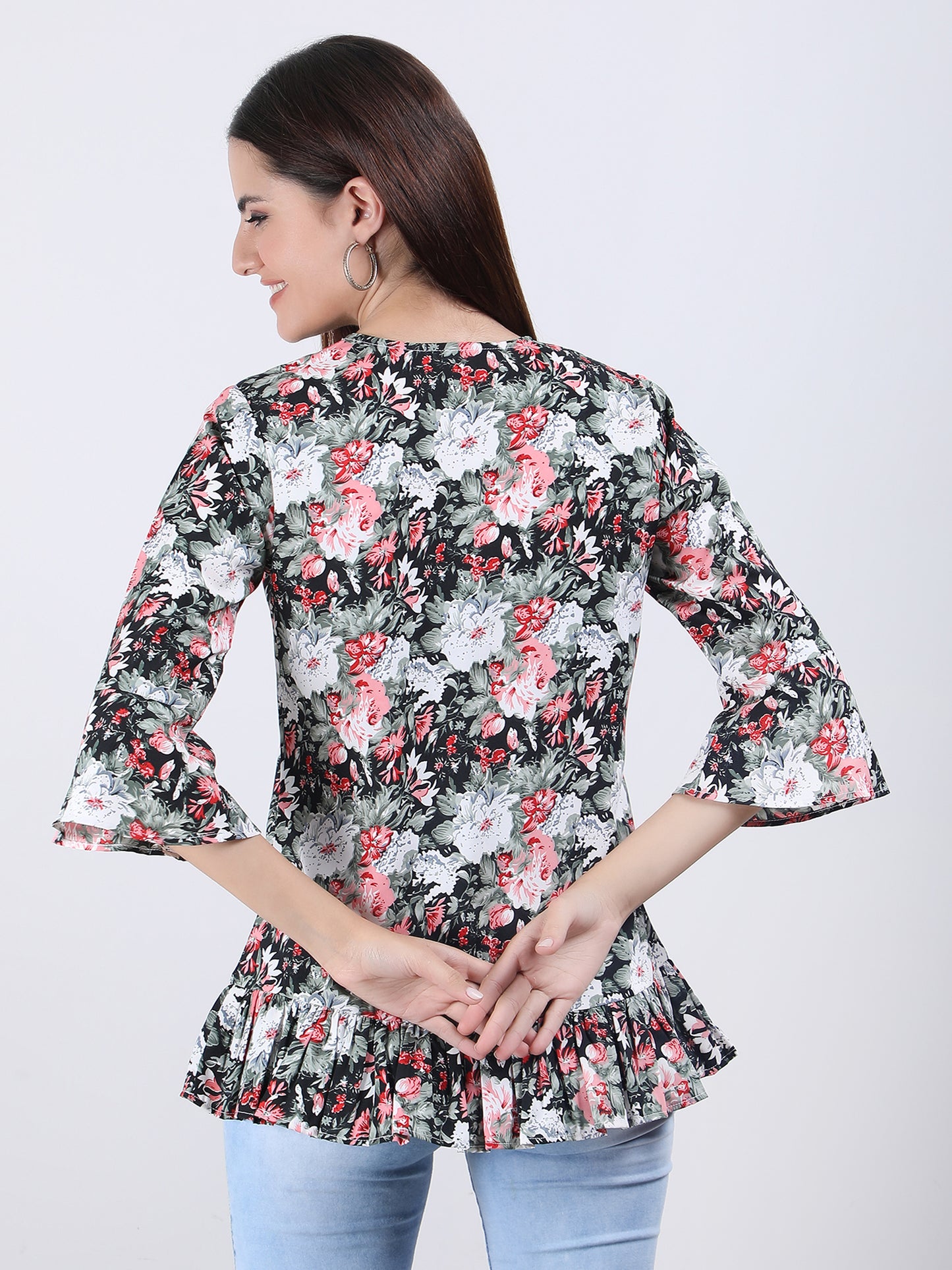 VAPPS Floral Print Crepe V Neck Top